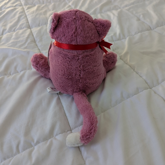 Hallmark plush pink cat holding a heart. 8 inches approximately. EUC. has tags. - Picture 3 of 6